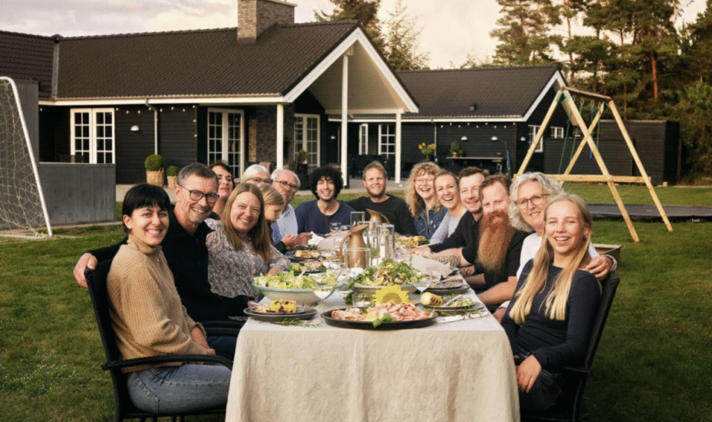 Metabeskrivelse: Fejr livets store begivenheder i et luksussommerhus, og skab uforglemmelige minder med dem, du holder af. Få mere inspiration på livetsbegivenheder.dk.
